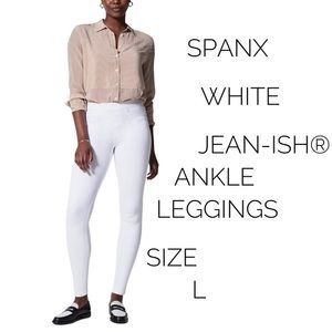 Spanx white size Large 
Jean-ish Ankle Leggings